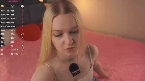 Elizabeth brunette -- Darline blonde  online show from October 26, 2025, 7:31 pm