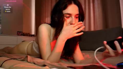 LexieNate online show from September 10, 2025, 11:43 am