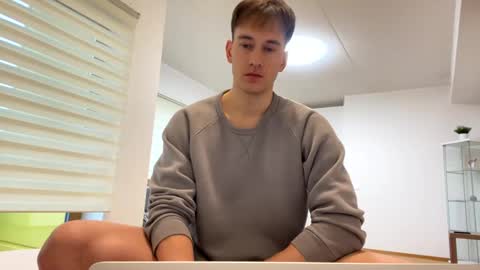 Snapshot of youcan__ chatting on March 3, 2025, 2:15 pm youcan__ online show from March 3, 2025, 2:15 pm