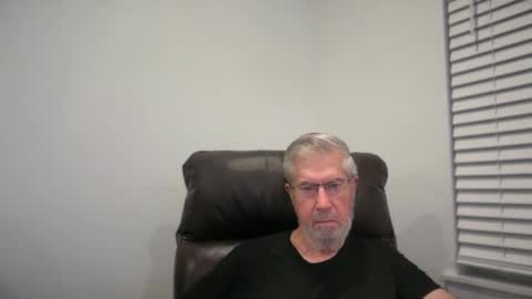 Colorado Guy Straight online show from September 9, 2025, 2:22 am