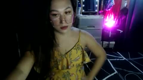 Your Dream Pinay Anna online show from May 26, 2026, 8:32 am