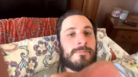 youknow215 online show from December 17, 2024, 5:04 pm