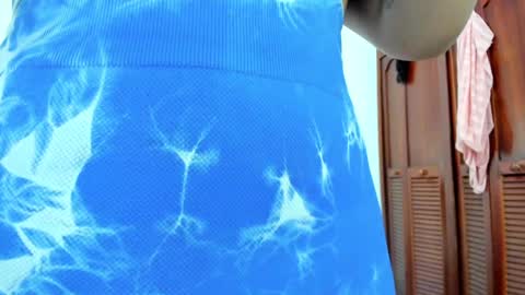  Annie  Elizabeth online show from December 12, 2024, 5:37 pm