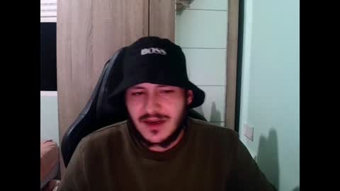 Snapshot of younromki chatting on December 7, 2024, 11:56 pm A... online show from December 7, 2024, 11:56 pm