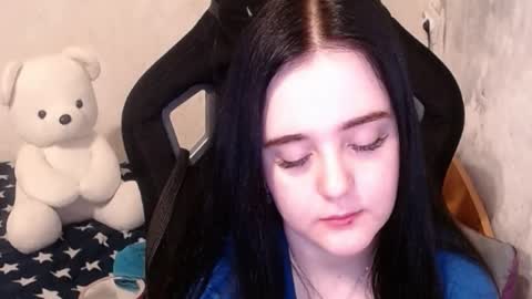 your_8a8y online show from December 17, 2024, 3:39 pm