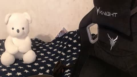 your_8a8y online show from January 14, 2025, 11:31 am