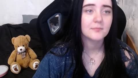 your_8a8y online show from March 5, 2025, 11:06 am