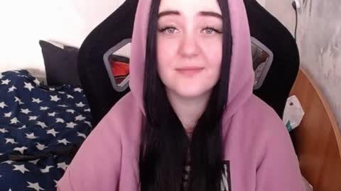 your_8a8y online show from March 11, 2025, 8:09 am