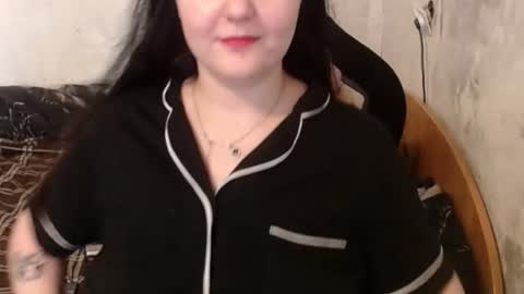 your_8a8y online show from September 17, 2025, 6:26 am