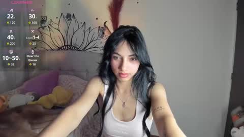 mia3 online show from October 6, 2025, 3:37 am