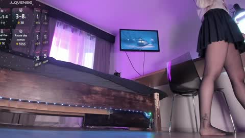 Snapshot of your_bunny chatting on January 22, 2025, 12:17 pm Bunny online show from January 22, 2025, 12:17 pm