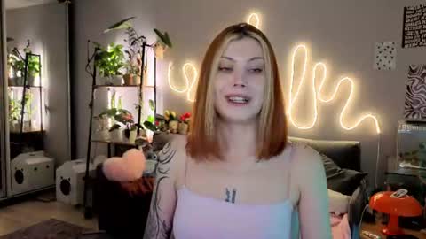 Snapshot of your_corvus chatting on June 26, 2026, 12:20 pm your_corvus online show from June 26, 2026, 12:20 pm