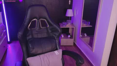 Valery online show from November 6, 2025, 1:39 am