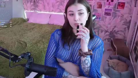 Snapshot of your_gabby chatting on February 10, 2026, 1:04 pm your gabby online show from February 10, 2026, 1:04 pm