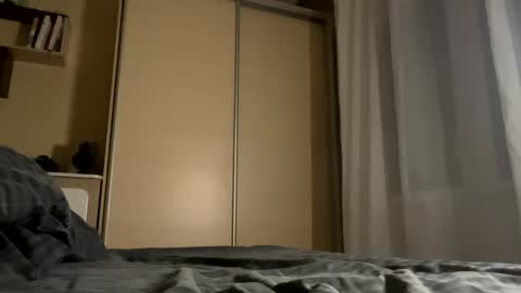 Gentle Boy online show from February 15, 2025, 9:15 pm