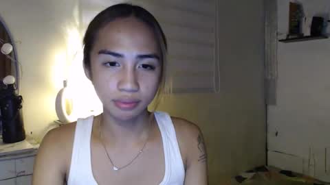 Snapshot of your_girl_cessxoxo chatting on April 27, 2026, 4:49 pm your_girl_cessxoxo online show from April 27, 2026, 4:49 pm