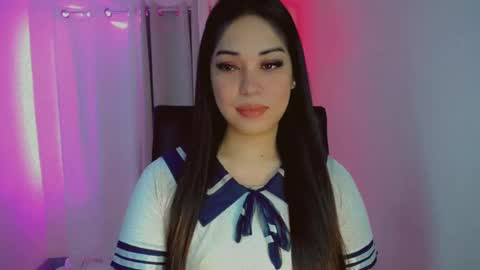  GWEN  online show from December 3, 2024, 2:03 am