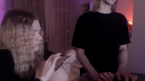 Your Horny Friends online show from January 30, 2025, 6:32 pm