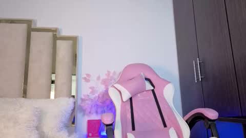 Isa online show from February 13, 2026, 10:06 pm