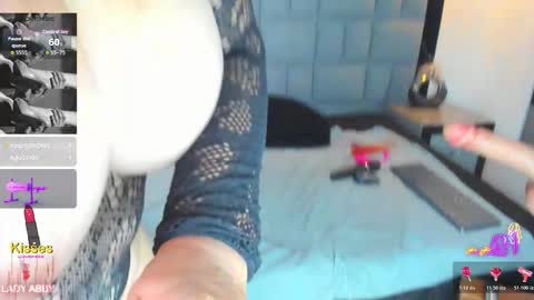 your_lady_milf online show from November 22, 2025, 10:09 pm