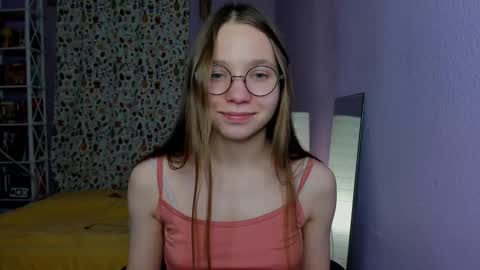 Leslie online show from March 6, 2025, 11:31 pm