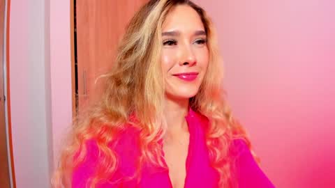 your_little_ online show from January 6, 2025, 6:41 pm