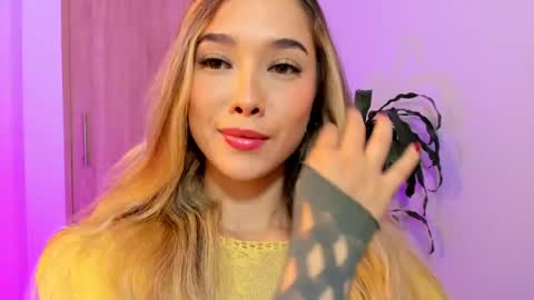 your_little_ online show from February 10, 2025, 1:55 pm