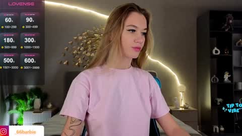 Jessica Loyd online show from December 10, 2024, 1:00 am