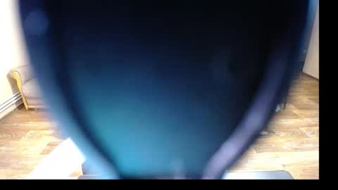 Lily online show from October 30, 2025, 6:41 pm