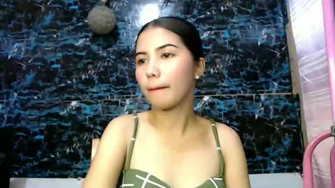 Snapshot of your_petite_miah07 chatting on February 23, 2026, 3:26 am your_petite_miah07 online show from February 23, 2026, 3:26 am