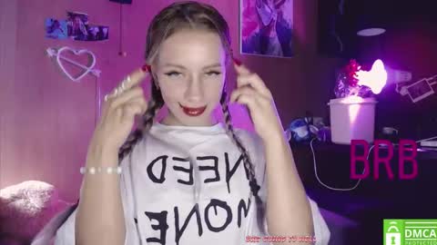 Alice  online show from September 22, 2025, 1:07 am