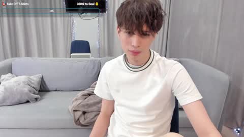 your_shy_guy online show from January 5, 2025, 7:07 pm