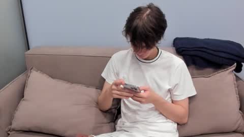 your_shy_guy online show from September 10, 2025, 5:57 pm