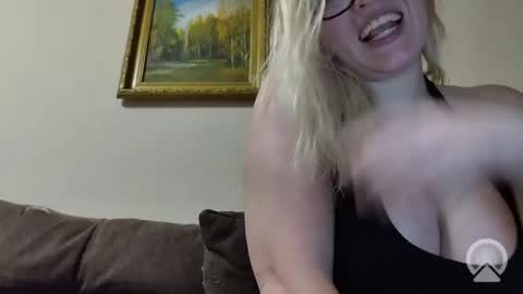 Snapshot of your_sinful_soul chatting on July 27, 2026, 7:32 pm Roxy online show from July 27, 2026, 7:32 pm