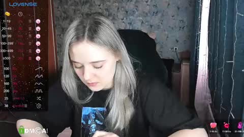 Molly online show from February 26, 2025, 4:58 am