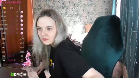 Molly online show from March 10, 2025, 9:10 am