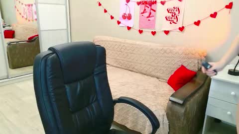 Alice online show from September 11, 2025, 6:24 am