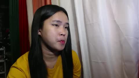 your_twinkletoes18 online show from November 26, 2025, 4:19 pm