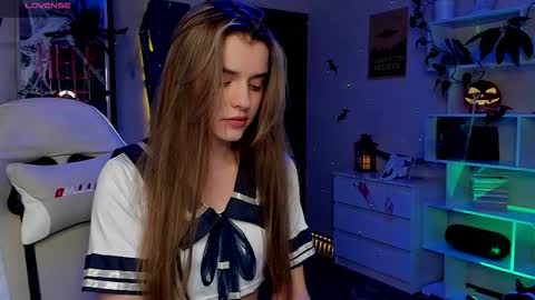 Anikka online show from October 27, 2025, 8:02 pm