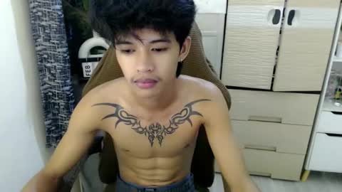 yourasian_eric online show from February 23, 2026, 7:00 pm