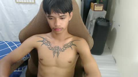 yourasian_eric online show from July 27, 2026, 10:11 am