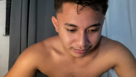 yourasian_mykhel online show from July 13, 2026, 8:22 pm