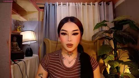 kim online show from November 20, 2025, 10:48 am