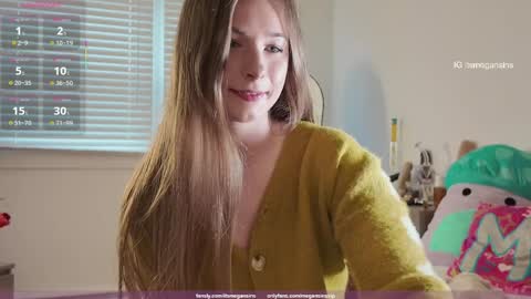 Snapshot of yourbabemeg chatting on April 2, 2026, 9:12 pm Megan Sins online show from April 2, 2026, 9:12 pm