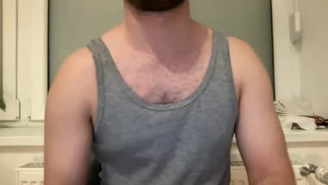 Snapshot of yourchattyboy chatting on February 5, 2026, 9:41 pm yourchattyboy online show from February 5, 2026, 9:41 pm