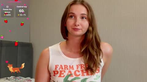 creamysister online show from September 15, 2025, 10:37 am