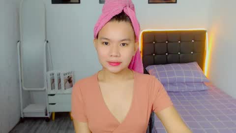 Snapshot of yourcuteprincess_ chatting on June 5, 2026, 12:22 pm yourcuteprincess_ online show from June 5, 2026, 12:22 pm