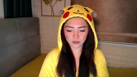 JEN  online show from February 28, 2025, 5:15 am