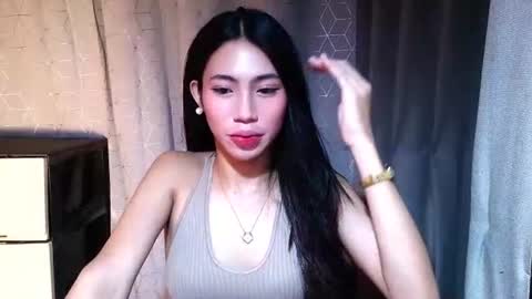 Snapshot of yourdreamgirlgwen chatting on June 28, 2026, 5:52 pm GWENI online show from June 28, 2026, 5:52 pm