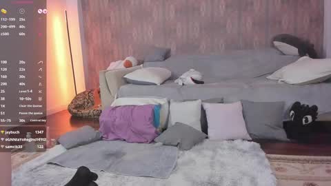 Mary online show from February 25, 2025, 12:03 pm